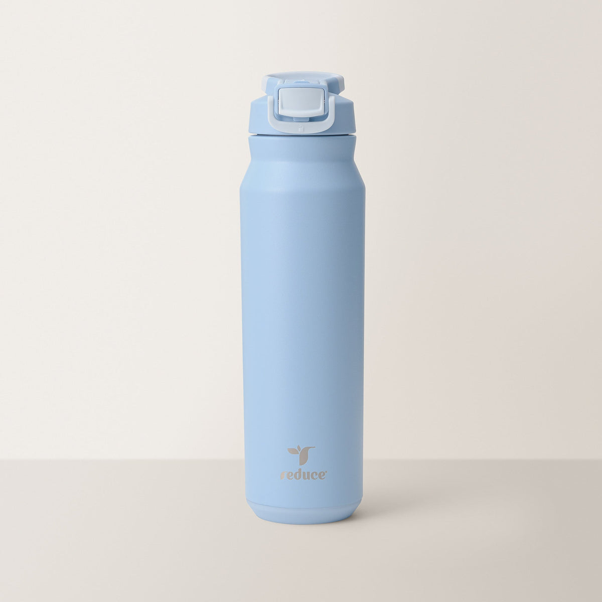 hydrate-pro-32oz-m0 HydratePro_32oz_Glacier-1_11f6f49d-b0c4-4440-8572-23bbb07fa7af.jpg